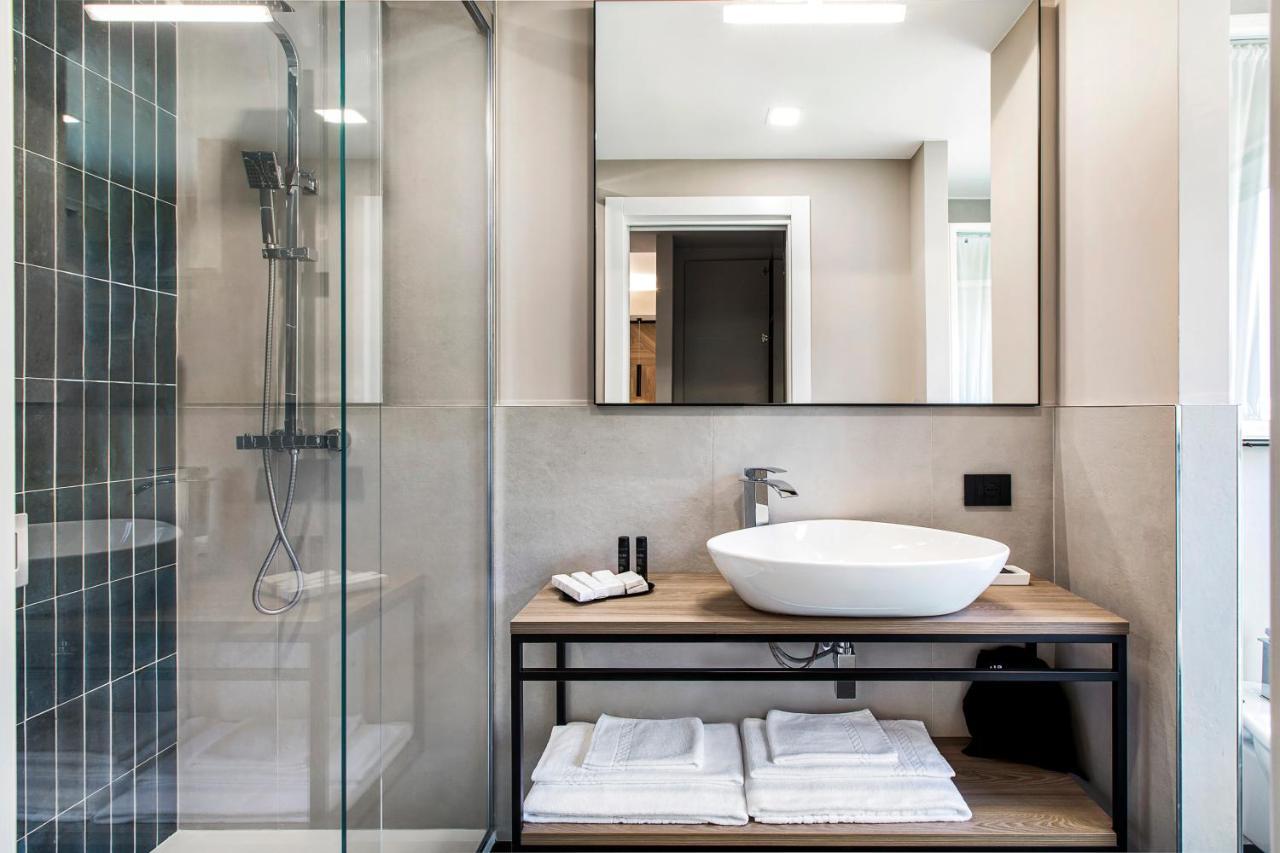 Reflection Boutique Hotels Toscolano Maderno Luaran gambar